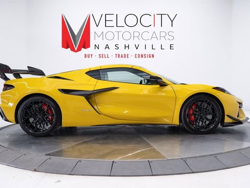 Used 2026 Chevrolet Corvette ZR1 w/ ZR1 Carbon Fiber Aero Package image 11