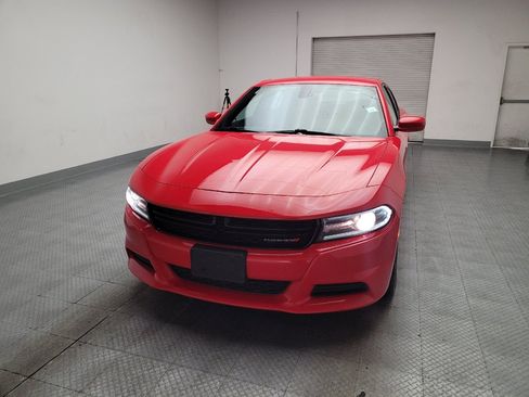 Used 2019 Dodge Charger SXT RWD image 15