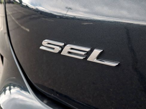 Used 2023 Ford Edge SEL AWD/4WD image 30