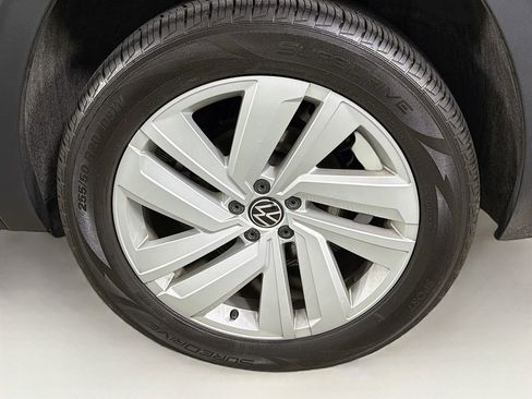 Used 2021 Volkswagen Atlas Cross Sport SE image 34