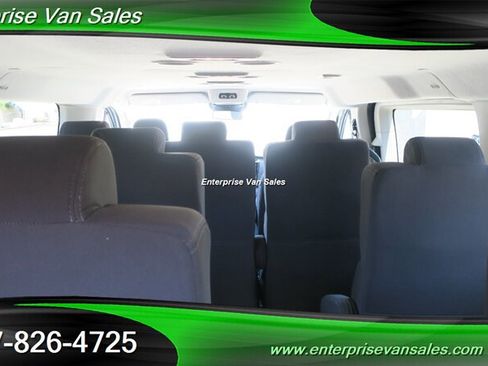 Used 2023 Ford Transit 350 XLT RWD image 13