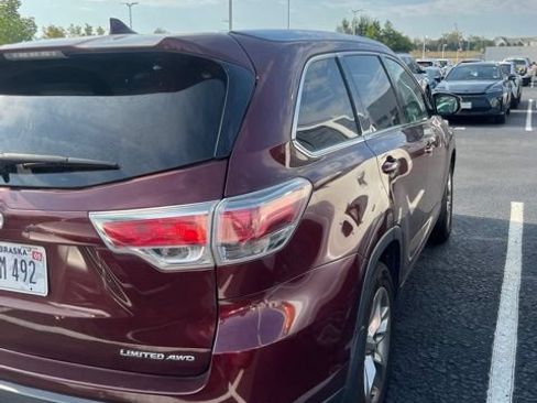 Used 2014 Toyota Highlander Limited w/ Driver Technology Package AWD/4WD image 7