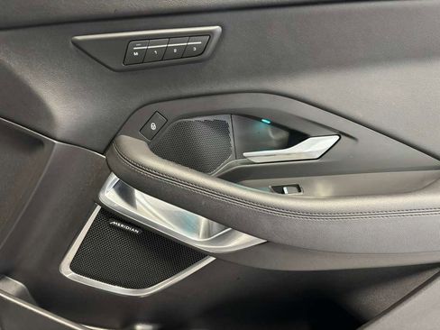 Used 2019 Jaguar E-PACE S image 23