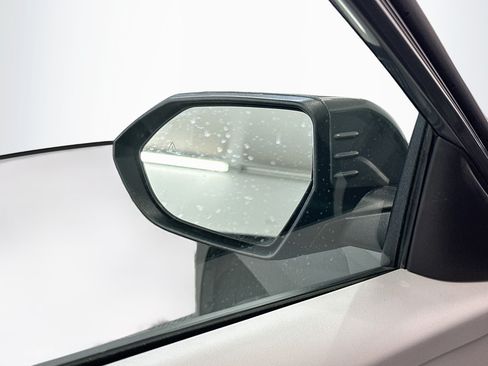 Used 2025 Hyundai Kona SEL AWD/4WD image 16