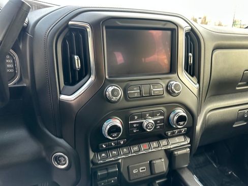 Used 2020 GMC Sierra 1500 AT4 image 22
