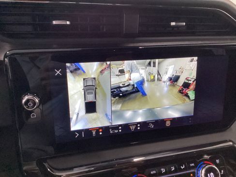 Used 2024 GMC Sierra 1500 AT4 w/ AT4 Premium Package AWD/4WD image 30