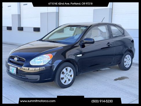 Used 2011 Hyundai Accent GS w/ Premium Pkg 3 FWD image 1