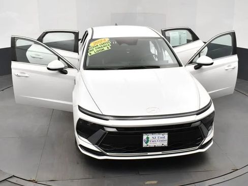 Used 2024 Hyundai Sonata SEL FWD image 10