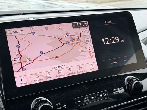 Used 2024 Nissan Armada SV image 22