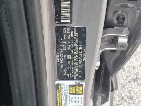 New 2025 Kia K4 GT-Line Turbo image 18