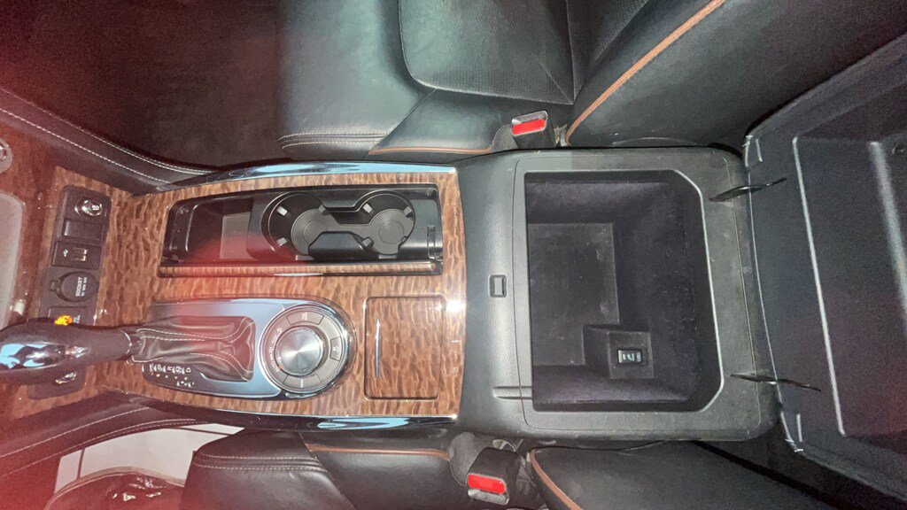Used 2020 Nissan Armada Platinum w/ Captain's Chairs Package AWD/4WD image 13