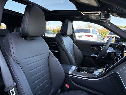 New 2025 Mercedes-Benz GLC 300 4MATIC image 19