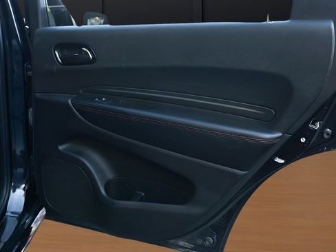 Used 2023 Dodge Durango GT RWD image 19