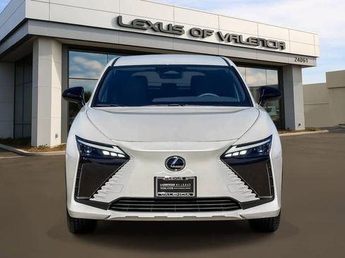 Certified 2025 Lexus RZ 300e FWD image 6