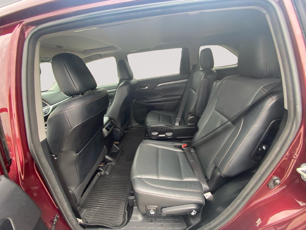 Used 2018 Toyota Highlander Limited AWD/4WD image 13