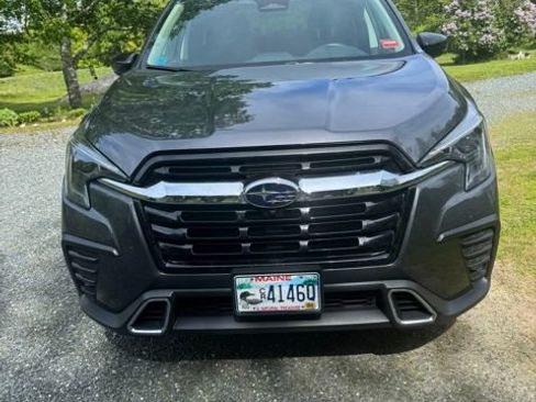 Used 2024 Subaru Ascent Touring AWD/4WD image 3