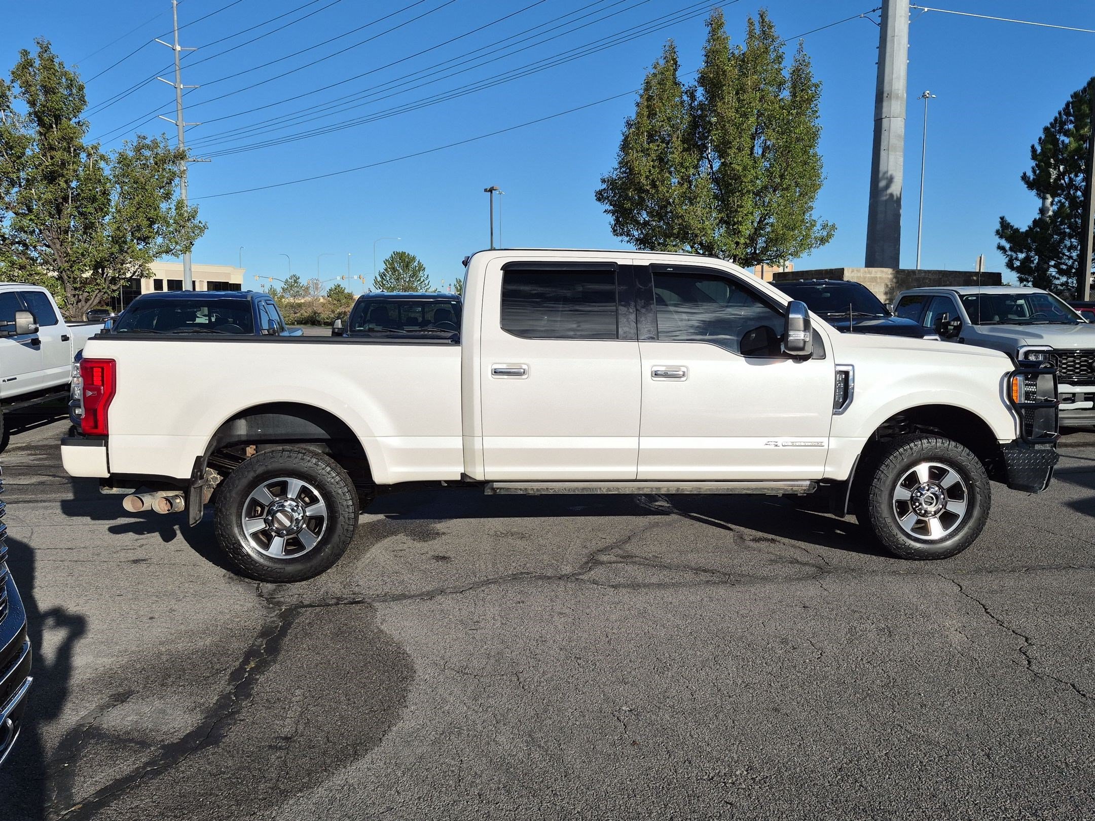 Used 2017 Ford F350 Platinum w/ Platinum Ultimate Package AWD/4WD image 2