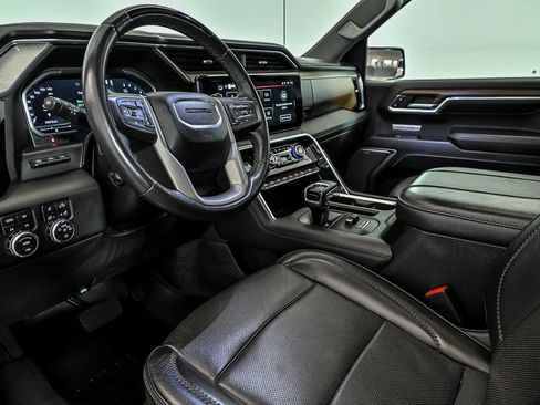 Used 2023 GMC Sierra 1500 Denali AWD/4WD image 12