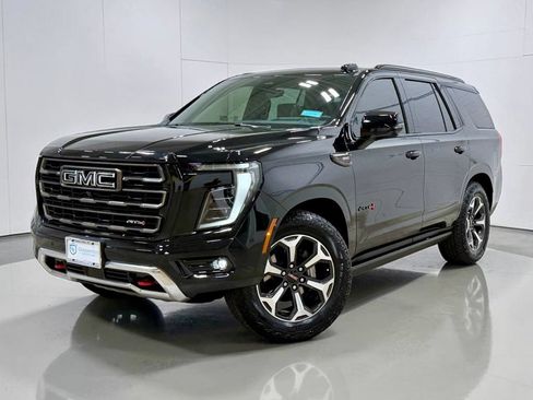 Used 2025 GMC Yukon AT4 Ultimate AWD/4WD image 2