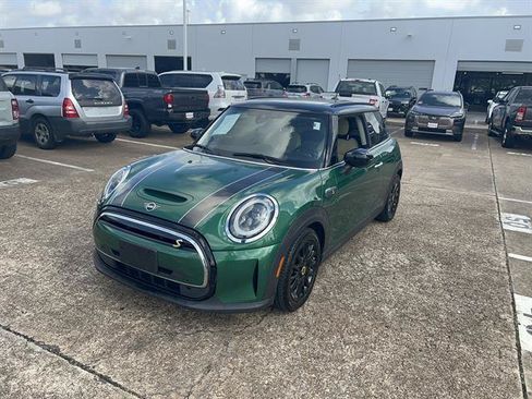 Used 2023 MINI Cooper SE FWD image 6