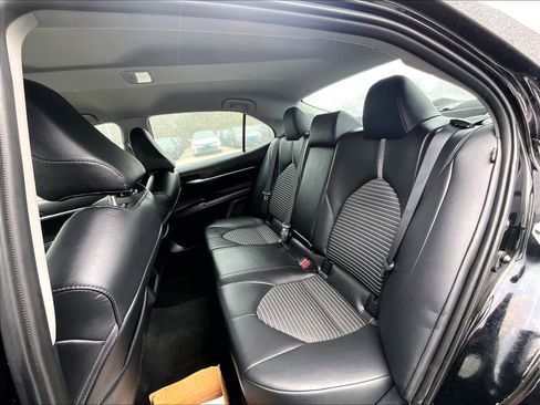 Used 2023 Toyota Camry SE image 15