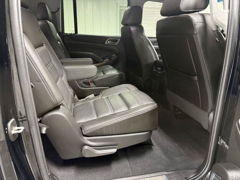 Used 2019 GMC Yukon XL Denali w/ Denali Ultimate Package AWD/4WD image 39
