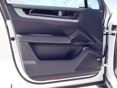 New 2026 Porsche Cayenne AWD/4WD image 13