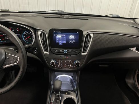 Used 2025 Chevrolet Malibu LT FWD image 29