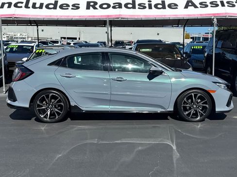 Used 2019 Honda Civic Sport Touring image 6