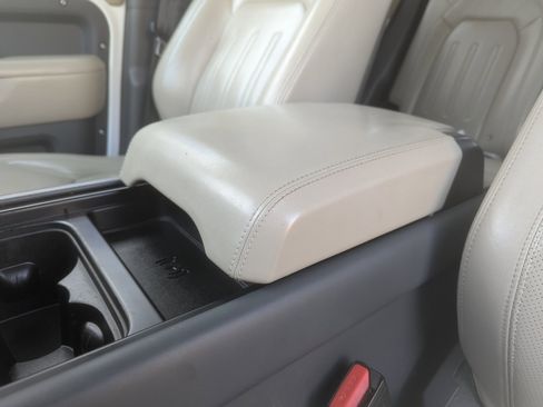 Used 2020 Land Rover Defender 110 HSE image 27