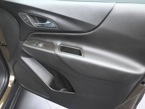 Used 2023 Chevrolet Equinox LT AWD/4WD image 19