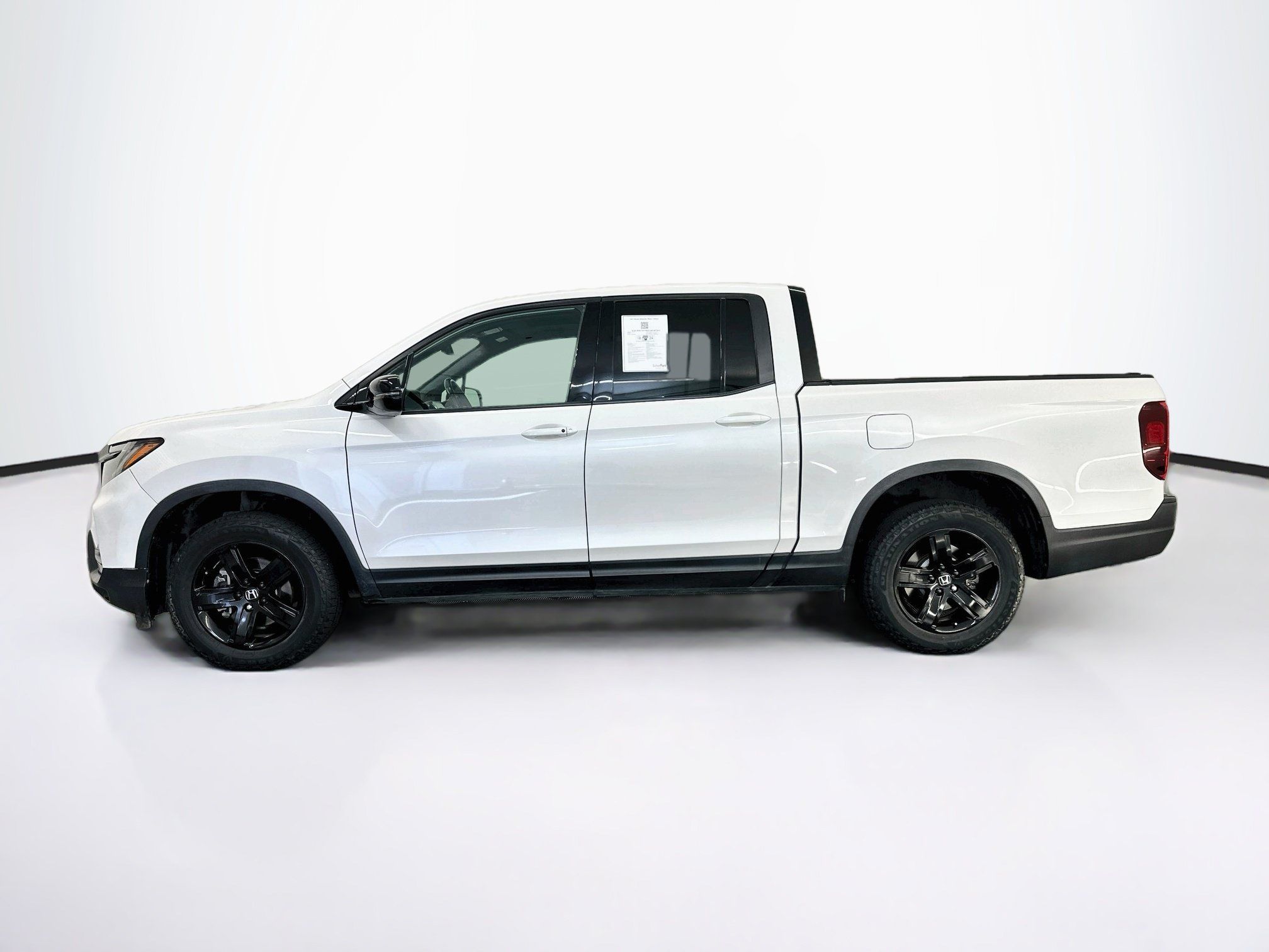 Used 2023 Honda Ridgeline Black Edition image 4