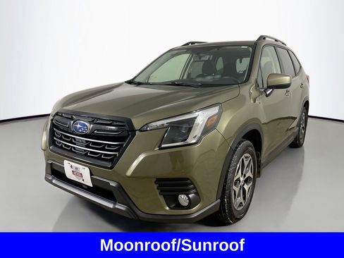 Used 2022 Subaru Forester Premium w/ Popular Package #1 image 3