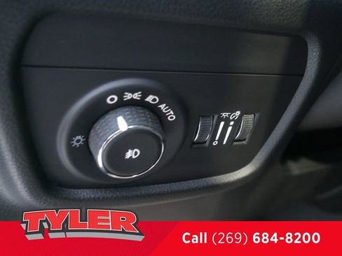 New 2026 Jeep Grand Cherokee Limited AWD/4WD image 22