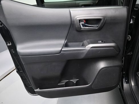 Used 2023 Toyota Tacoma TRD Off-Road image 28