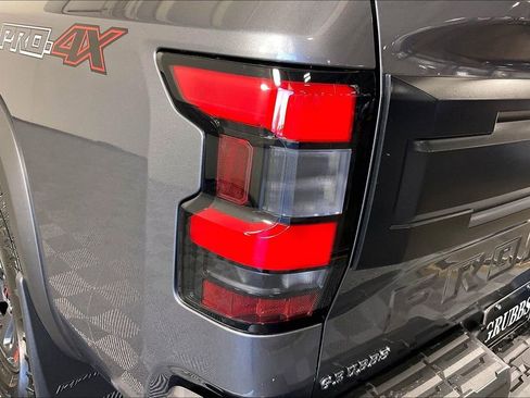 New 2026 Nissan Frontier PRO-4X w/ Pro-4x Convenience Package image 36