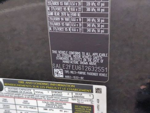New 2026 Land Rover Defender 130 X-Dynamic SE AWD/4WD image 22