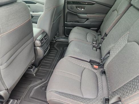 New 2026 Honda Pilot Sport image 24