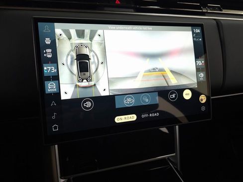 Used 2025 Land Rover Range Rover SE image 36