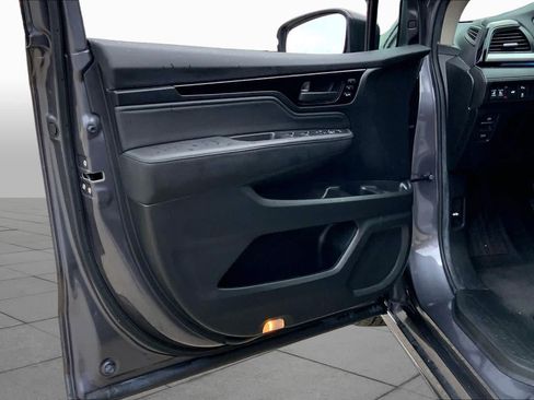 Used 2025 Honda Odyssey Touring image 22