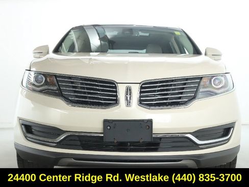 Used 2016 Lincoln MKX Reserve w/ Climate Package AWD/4WD image 6