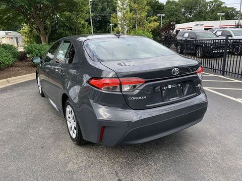 Used 2024 Toyota Corolla LE FWD image 6