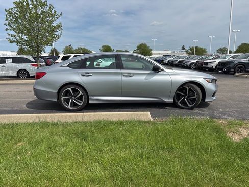 Used 2021 Honda Accord Sport image 11