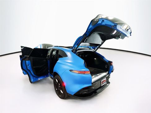 Used 2021 Aston Martin DBX AWD image 39