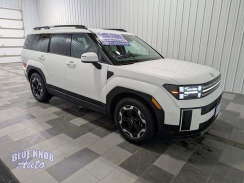 Used 2025 Hyundai Santa Fe SEL image 5