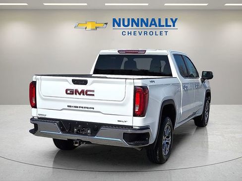 Certified 2024 GMC Sierra 1500 SLT image 5