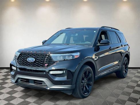 Certified 2024 Ford Explorer ST w/ Equipment Group 401A AWD/4WD image 6