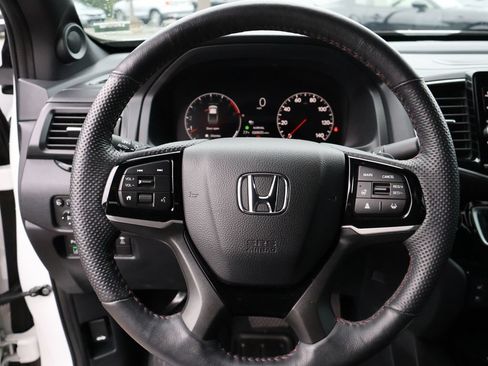 Certified 2024 Honda Ridgeline Black Edition image 29