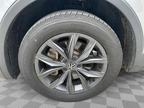 Certified 2022 Volkswagen Tiguan SE AWD/4WD image 21
