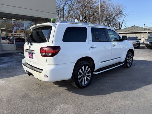 Used 2019 Toyota Sequoia Limited image 6